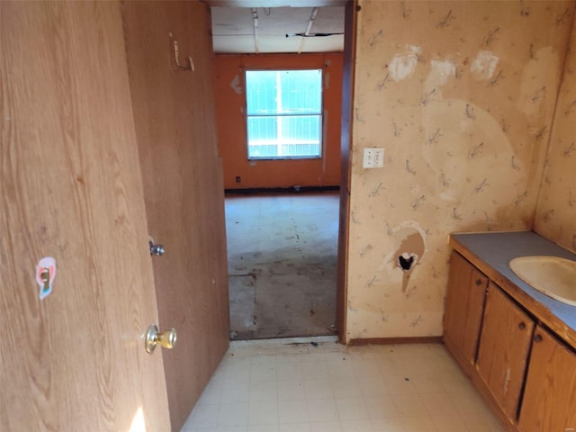 5226 Timber Lake Dr, Waterloo, IL 62298 - bathroom featuring tile patterned floors and vanity