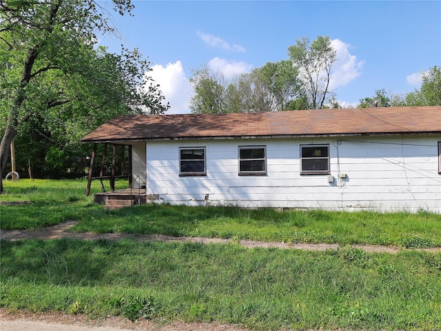 424 Poplar St, Piedmont, MO 63957 - view of property exterior with roof with shingles