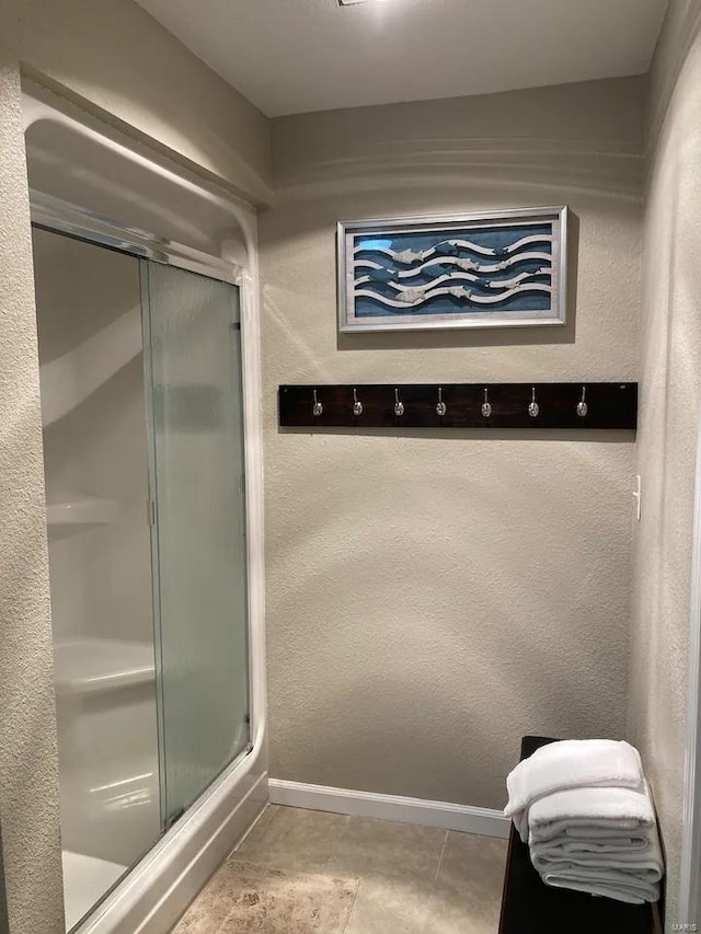27302 Cimarron Dr, Roaring River Township, MO 65641 - full bath featuring a stall shower and baseboards
