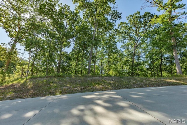 202 Ella Rose Ln, Saint Charles, MO 63304