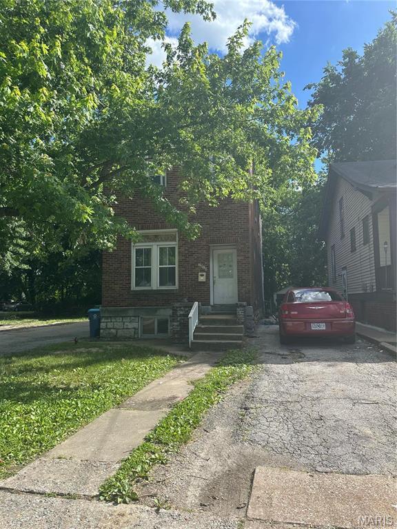 2020 Mclaran Ave, Saint Louis, MO 63136 - photo 2