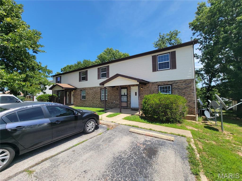 201 Country Villa Ln, Saint Robert, MO 65584 - photo 1
