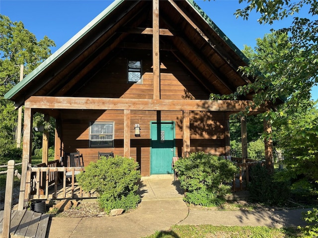 view of front of property