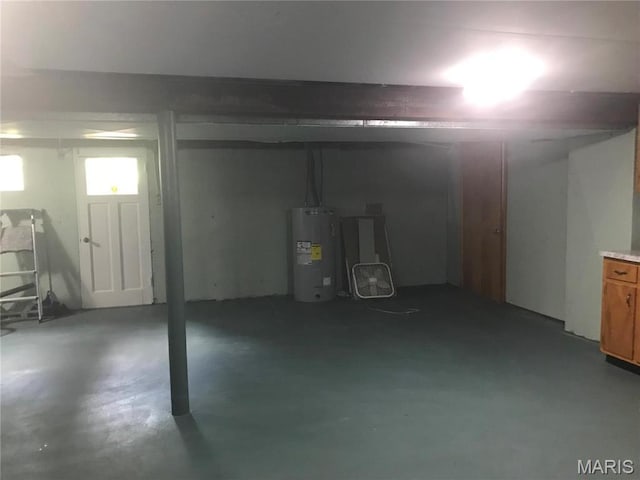 1202 S Gertrude St, Salem, MO 65560 - basement with water heater