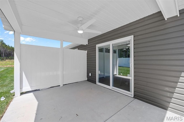 1523 Hickory Lndg, De Soto, MO 63020 - view of patio / terrace with a ceiling fan