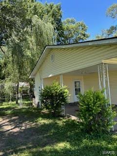 507 S Railroad, Matthews, MO 63867 - view of side of property