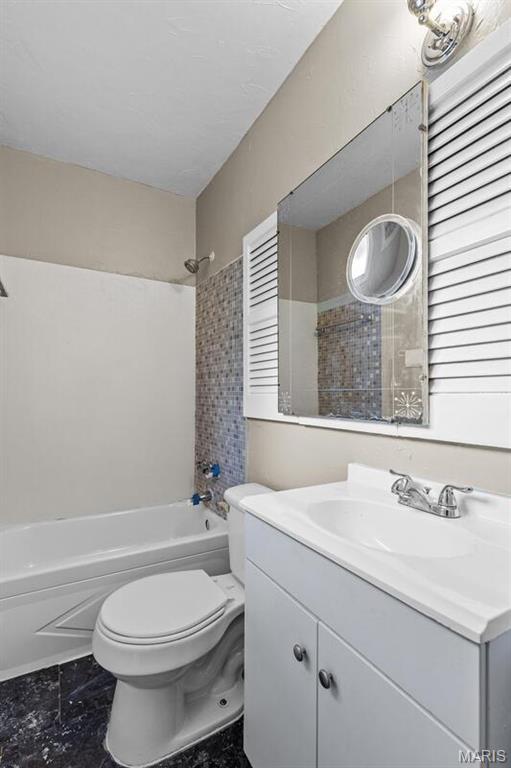 1395 Bluebird Dr, Florissant, MO 63031 - photo 16