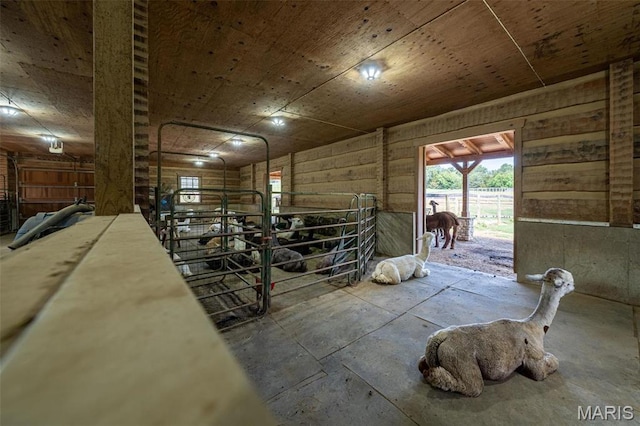5140 Saint Anns Rd, Washington, MO 63090 - view of stable