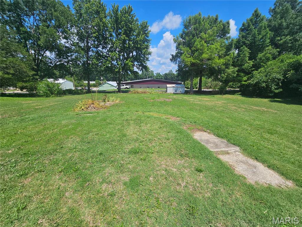 55 Picardy Ln, Saint Genevieve, MO 63670