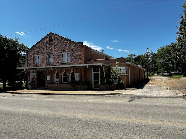 156 S Main St, Ironton, MO 63650 - view of front of house featuring brick siding