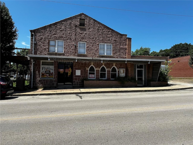 156 S Main St, Ironton, MO 63650 - view of front facade with stone siding