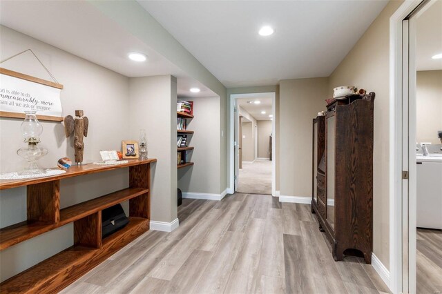 351 Cherry Creek Ln, Farmington, MO 63640 - corridor with light wood-style floors, washer / clothes dryer, recessed lighting, and baseboards