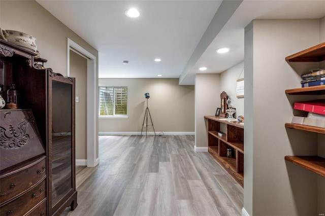 351 Cherry Creek Ln, Farmington, MO 63640 - hallway featuring light wood-type flooring, recessed lighting, and baseboards