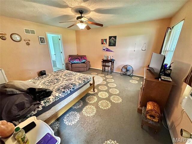 6624 State Route C, Saint Genevieve, MO 63670 - bedroom featuring carpet, a textured ceiling, and a ceiling fan
