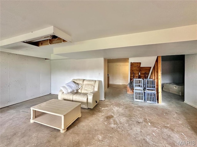 6624 State Route C, Saint Genevieve, MO 63670 - living room featuring unfinished concrete floors