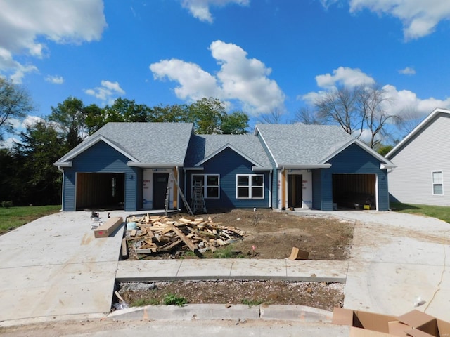 105 Margarita Ct, Centralia, MO 65240 - view of front of home featuring concrete driveway and roof with shingles