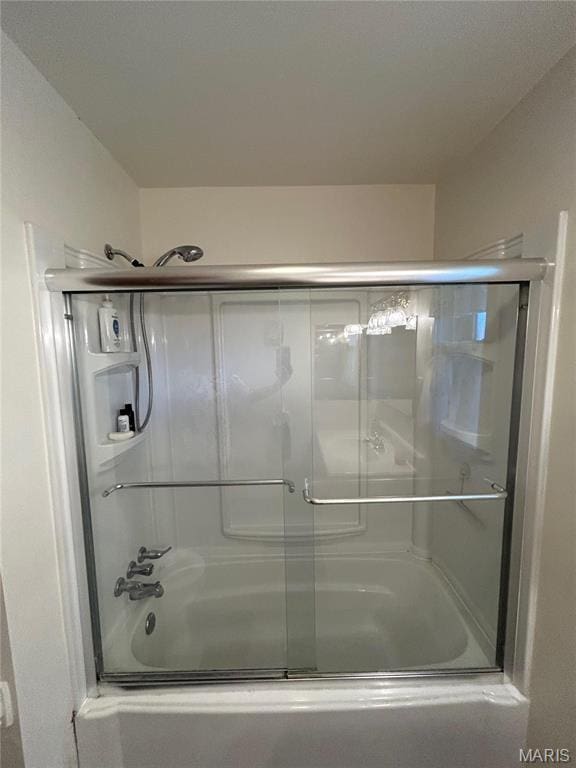 102 W Center St, Salem, MO 65560 - full bath featuring bath / shower combo with glass door