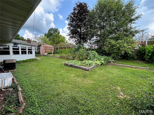102 W Center St, Salem, MO 65560 - view of yard with a vegetable garden and cooling unit