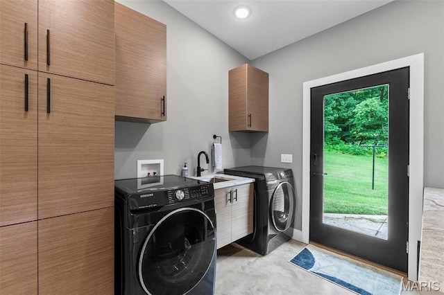 173 Tate Rdg, Cape Girardeau, MO 63701 - laundry room with cabinet space and washer and dryer