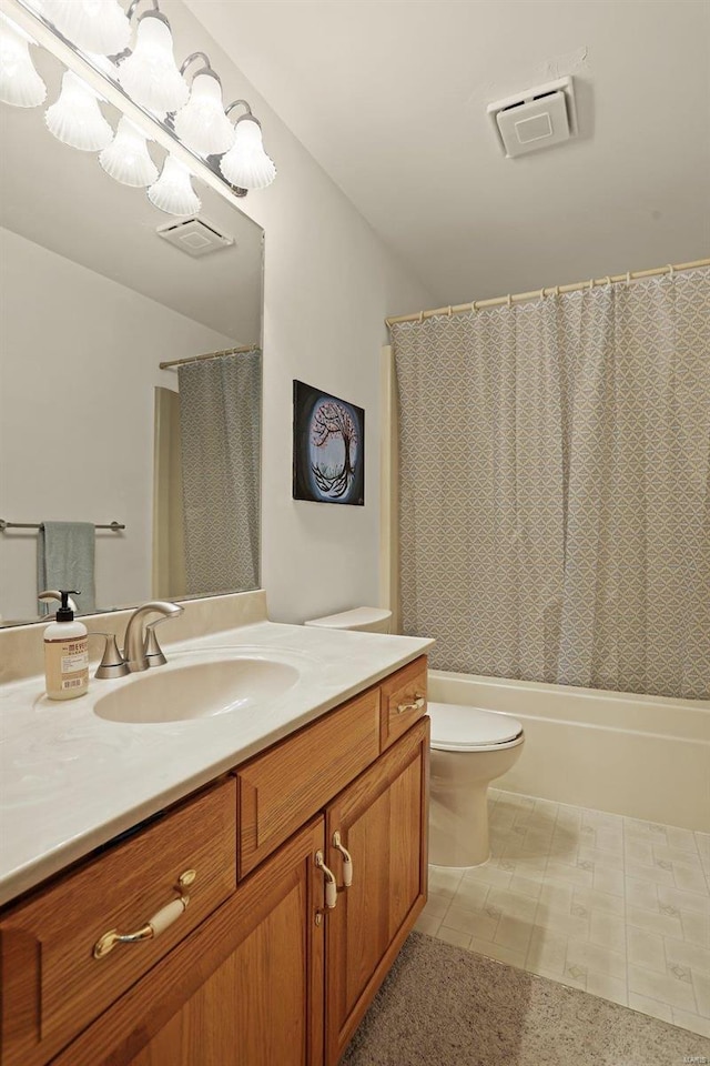 7102 Shadow Ln, Villa Ridge, MO 63089 - bathroom featuring toilet, vanity, and shower / bathtub combination with curtain