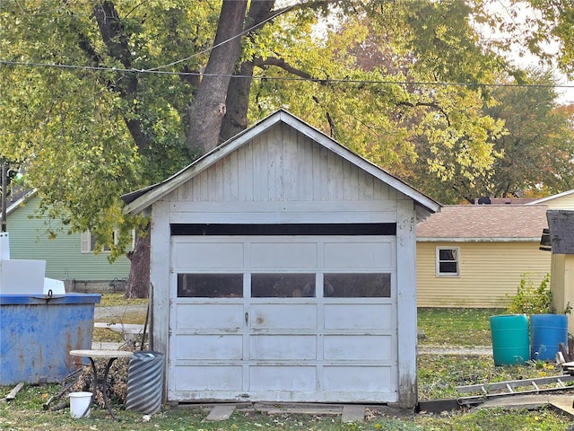 view of detached garage