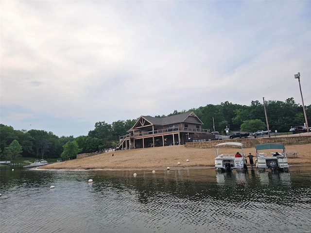 2470 E Squire Rd, Lake Sherwood, MO 63357