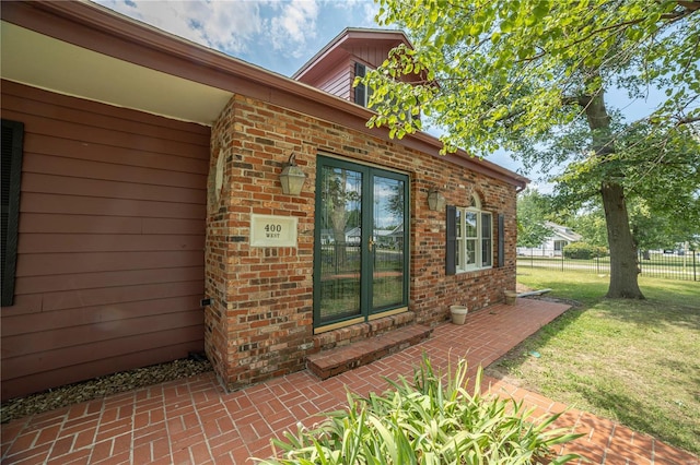 400 W W, New London, MO 63459 - view of home's exterior with brick siding