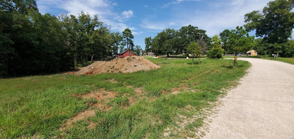 23551 Rising Mist Dr, Waynesville, MO 65583