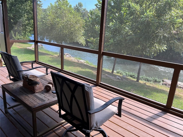 347 Big Trout Trl, Mammoth Spring, AR 72554 - sunroom / solarium with a water view