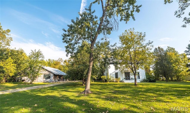 725 W Springfield St, St James, MO 65559 - view of grassy yard