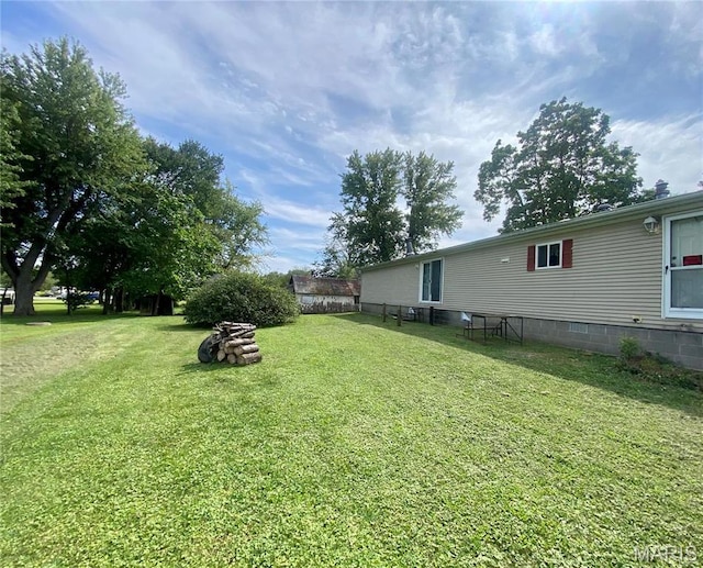 610 N Caldwell St, Middletown, MO 63359 - view of grassy yard