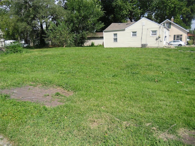 301 N 11th St, Belleville, IL 62220
