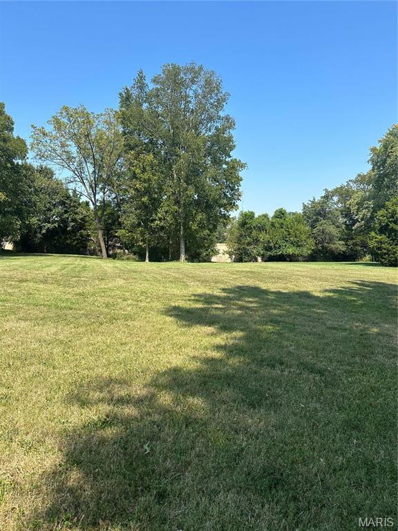 10315 Kennerly Rd, Sunset Hills, MO 63128 - photo 1