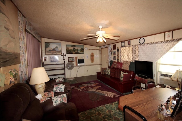 12433 State Route 101, Caulfield, MO 65626 - living area with vaulted ceiling, ceiling fan, and a textured ceiling