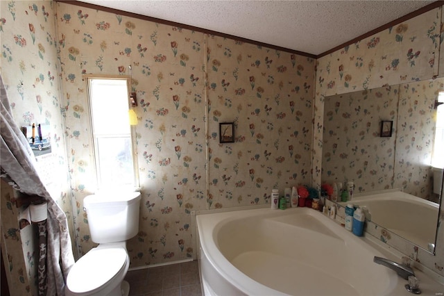 12433 State Route 101, Caulfield, MO 65626 - bathroom featuring wallpapered walls, crown molding, tile patterned floors, a textured ceiling, and toilet