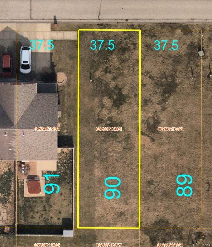 2048 Camrose Green St, Belleville, IL 62220