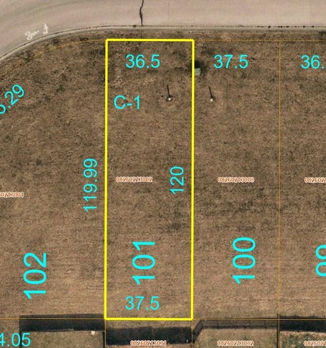 2004 Camrose Green St, Belleville, IL 62220