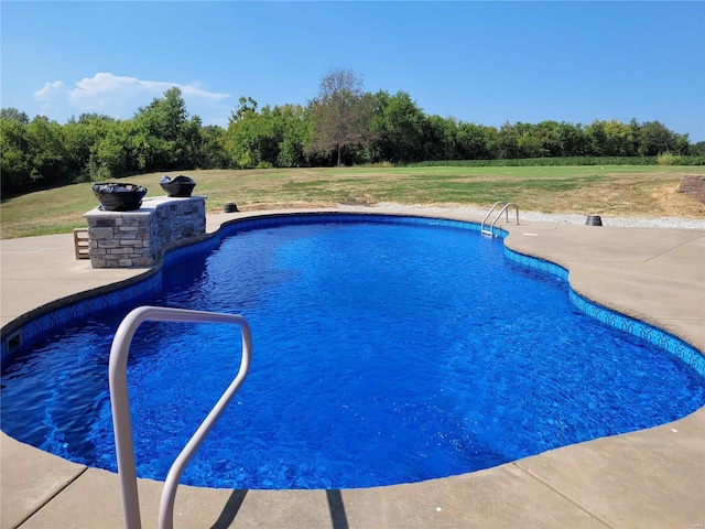 10359 Bounds Rd, Shipman, IL 62685 - swimming pool with a patio area and a yard