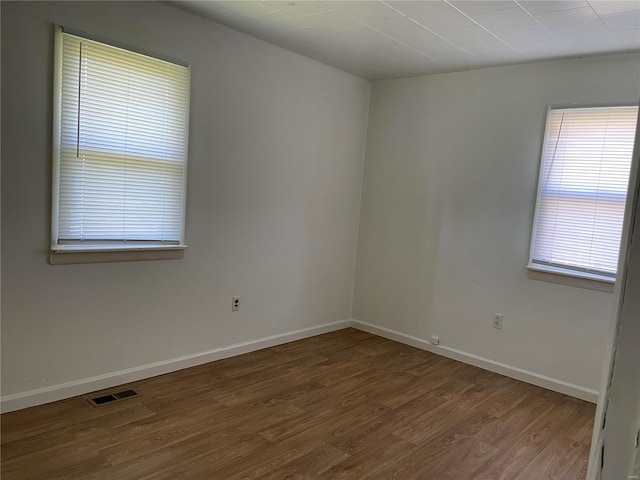 508 Big Ben Blvd, Piedmont, MO 63957 - spare room with wood finished floors and baseboards