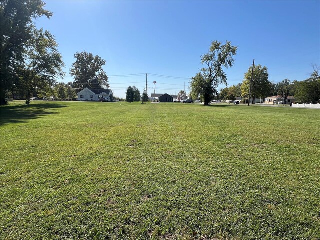 479 School St, Livingston, IL 62058 - photo 3