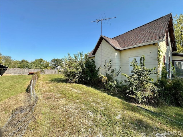 220 Louise St, Bonne Terre, MO 63628 - view of side of property with roof with shingles