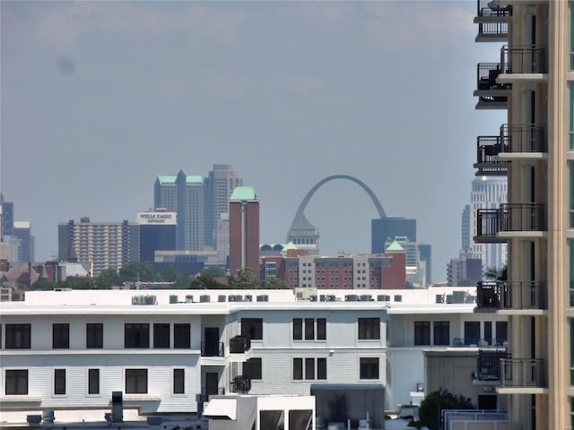 14 N Kingshighway Blvd Unit 7 4Bs, Saint Louis, MO 63108 - city view