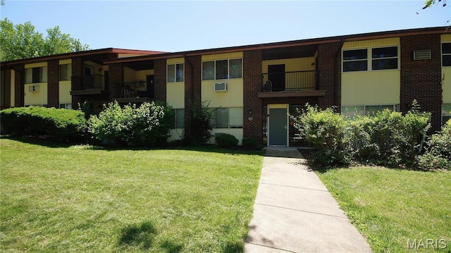 7443 Hazelcrest Dr Unit H, Hazelwood, MO 63042 - photo 1