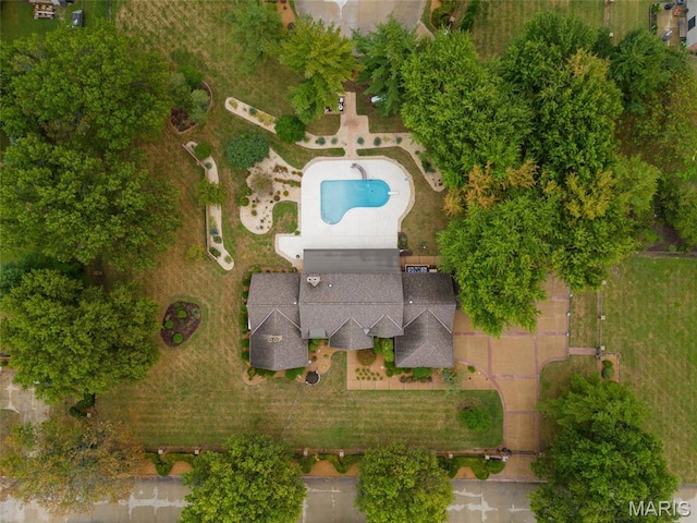 3112 Parkview Dr, Granite City, IL 62040 - bird's eye view of a pool