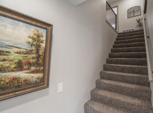 114 Mayson Ln, Poplar Bluff, MO 63901 - view of stairway