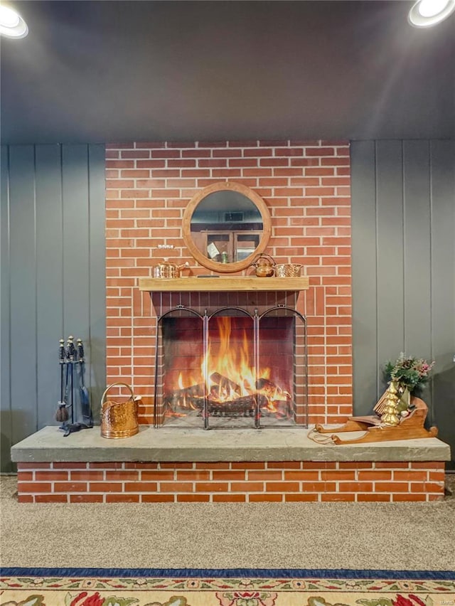 520 N Main St, Louisiana, MO 63353 - detailed view of a fireplace and recessed lighting