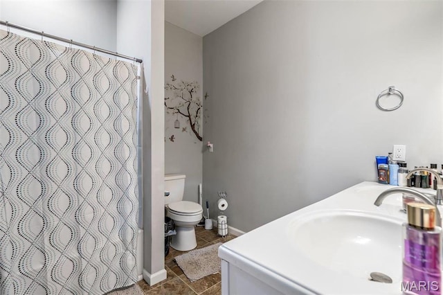 310 Crane St, Park Hills, MO 63601 - full bathroom with a shower with shower curtain and vanity