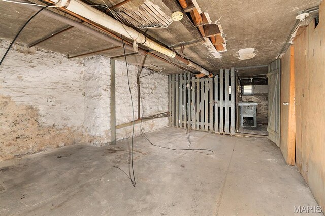 view of unfinished below grade area