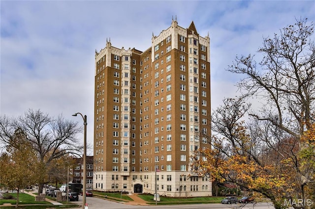 625 S Skinker Blvd Unit 103, Saint Louis, MO 63105 - photo 1