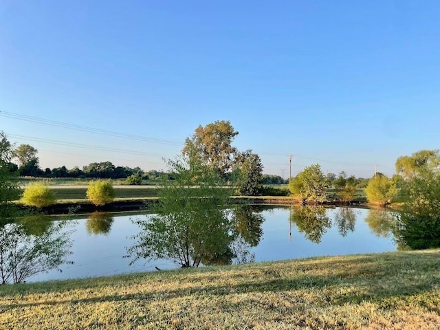 2165 Hunters Point Dr, Granite City, IL 62040